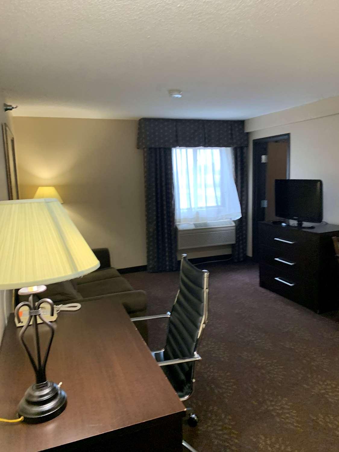 Best Western Watertown Inn & Suites Kültér fotó